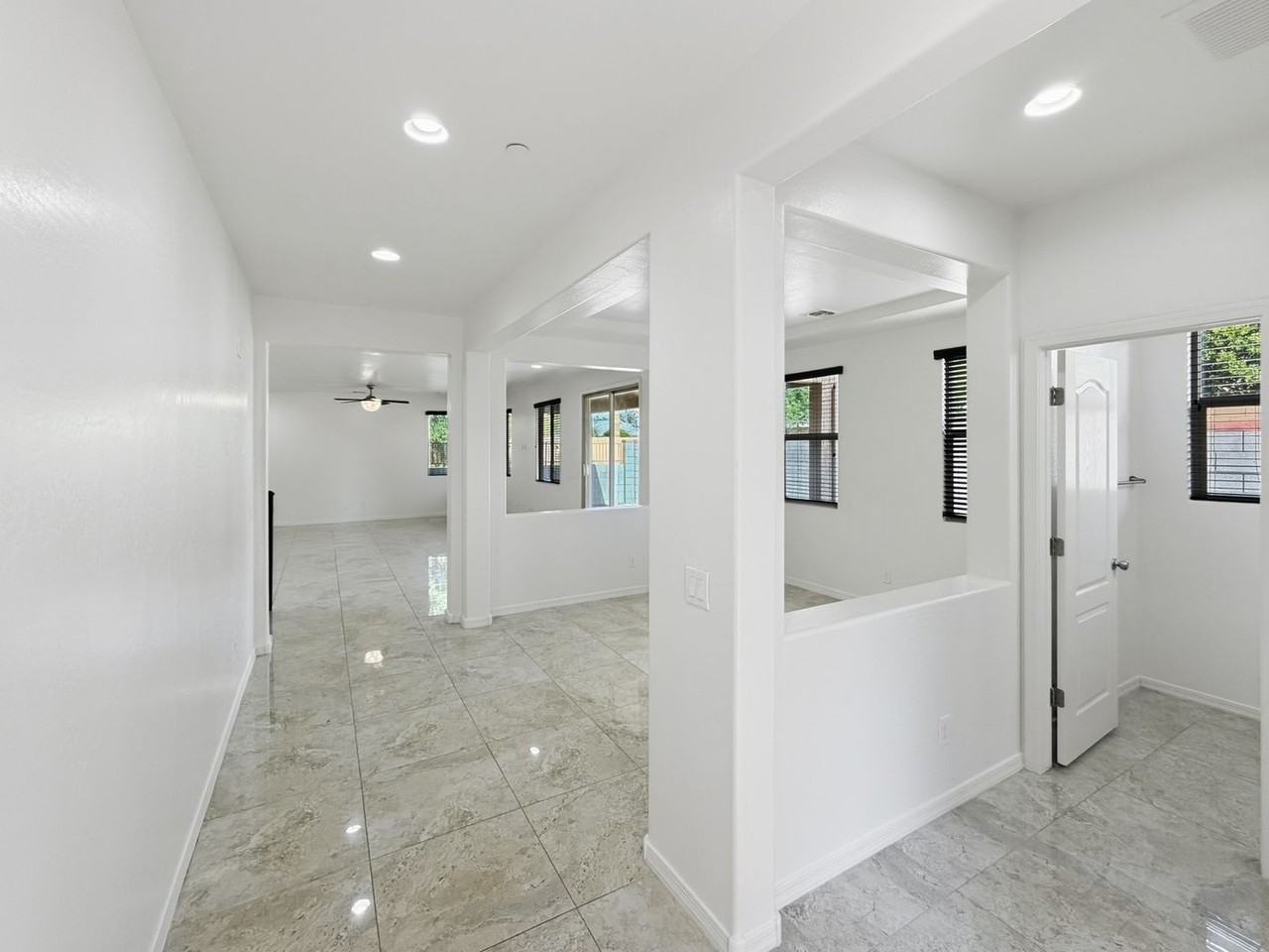 4630 E Tierra Buena Ln - Photo 4 of 43
