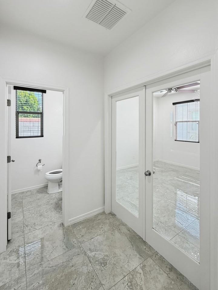 4630 E Tierra Buena Ln - Photo 5 of 43