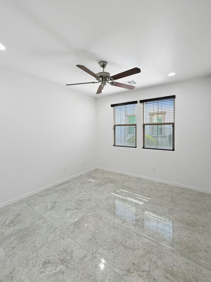 4630 E Tierra Buena Ln - Photo 6 of 43