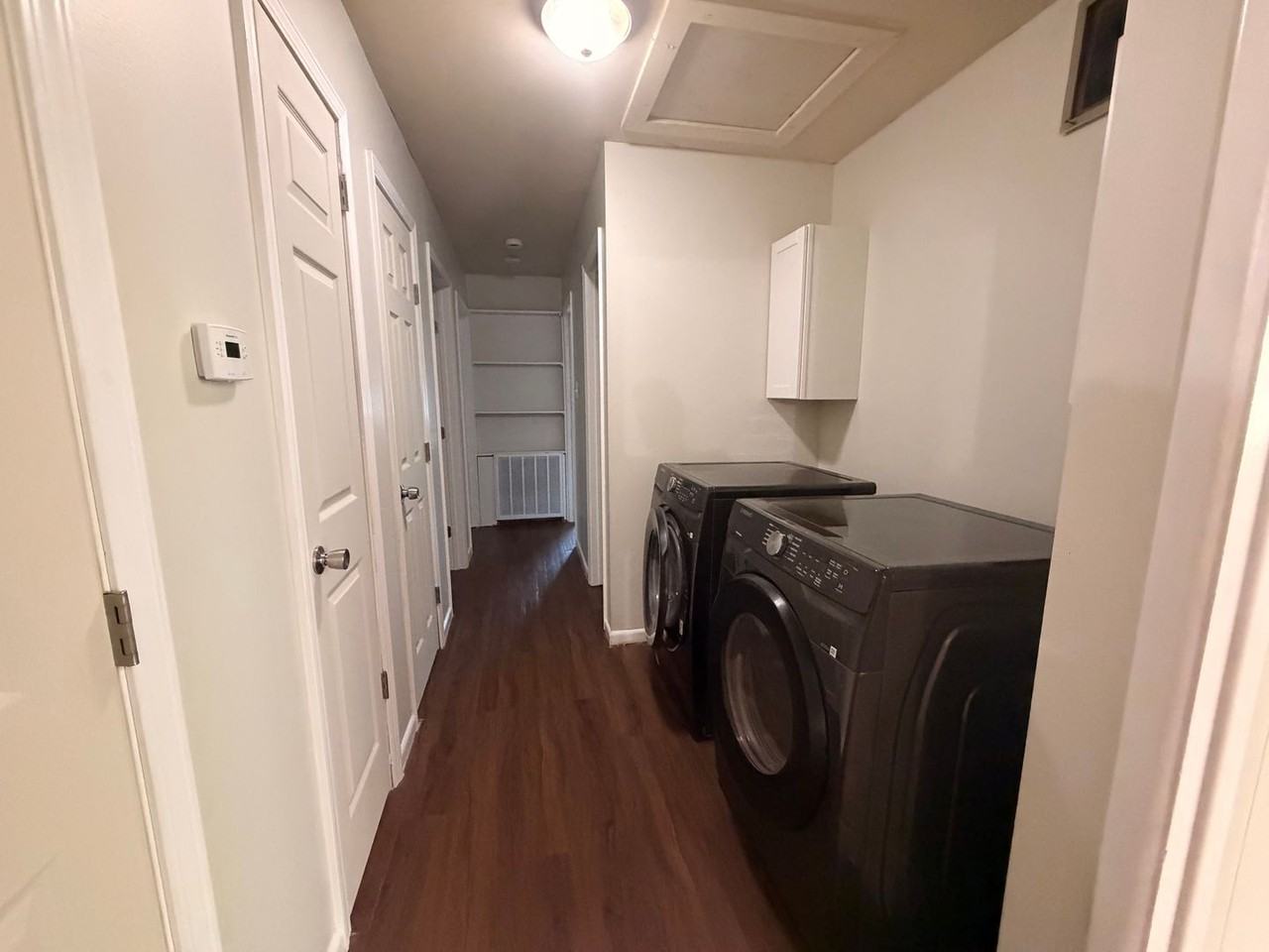 218 E 19th St - Photo 7 of 13