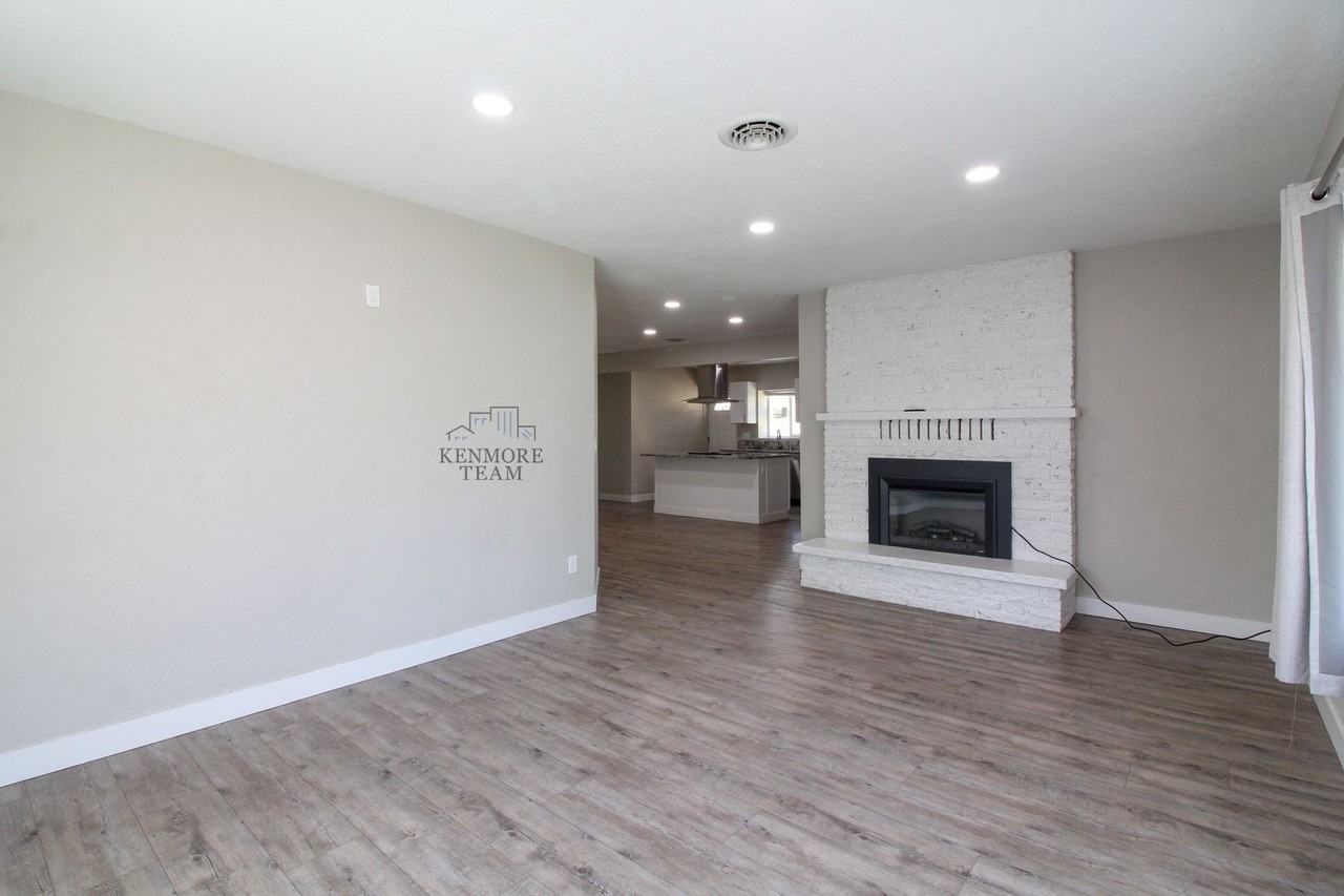 308 N 12th Ave - Photo 5 of 21
