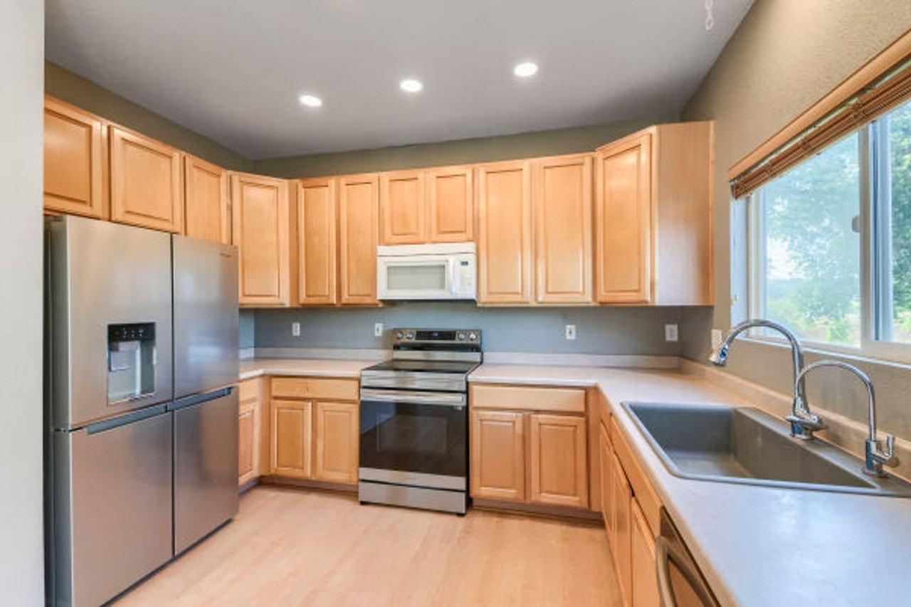 13897 Cook St - Photo 5 of 26