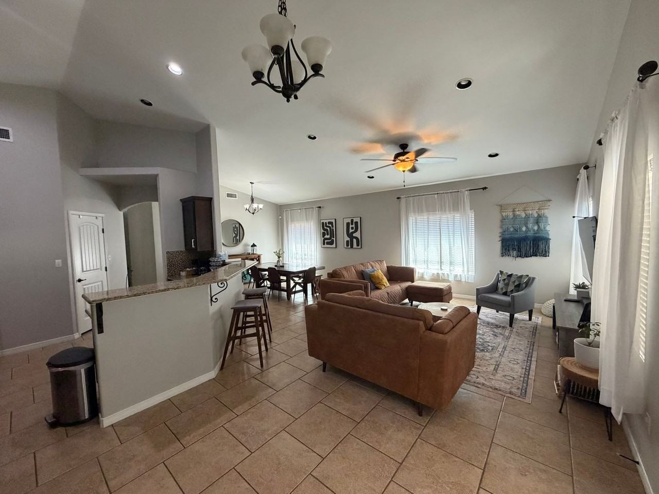 1815 Lanette Dr - Photo 5 of 24