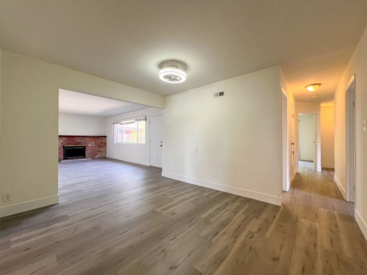 1742 Sequoia St - Photo 7 of 29