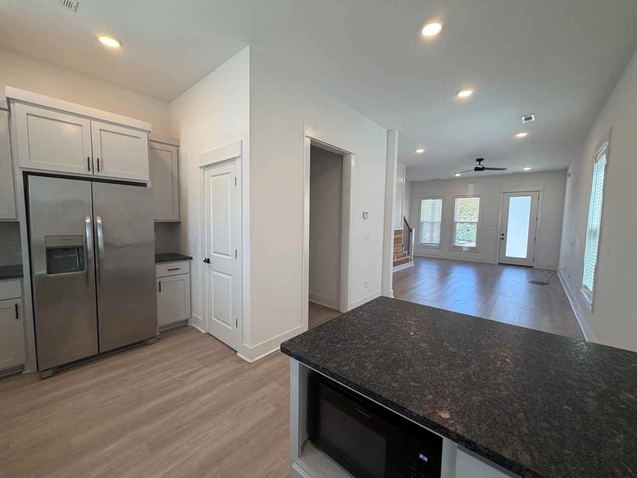 1365 S Duncan Ave - Photo 4 of 16