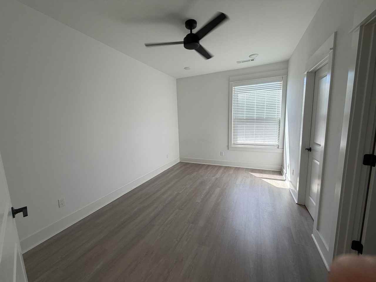 1365 S Duncan Ave - Photo 7 of 16