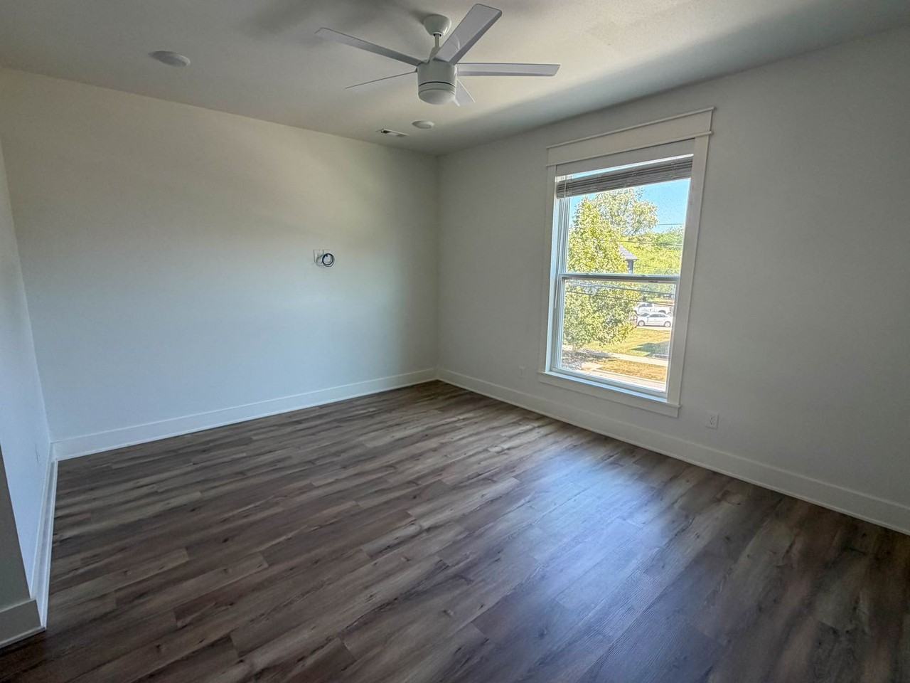 1347 S Duncan Ave - Photo 7 of 13