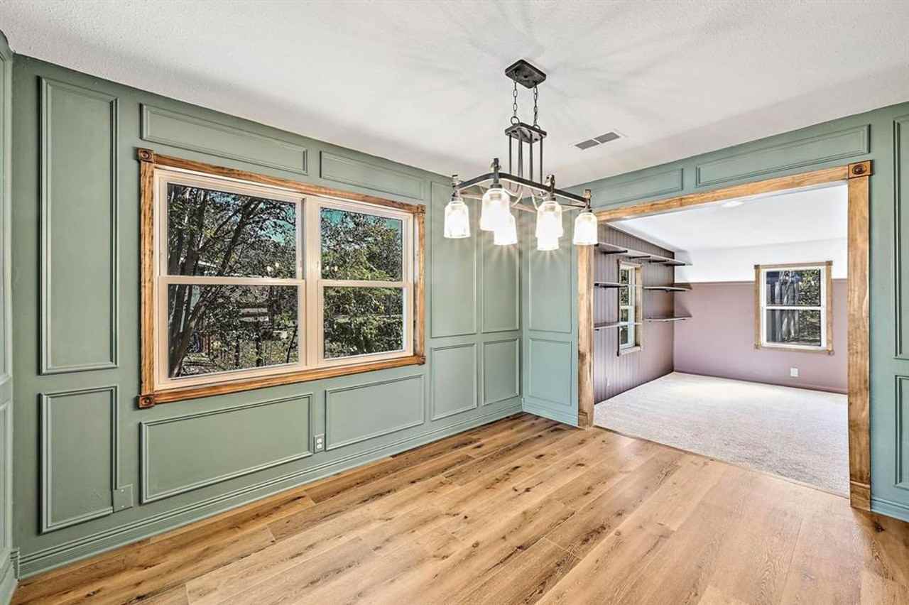 551 N Grange St - Photo 2 of 32