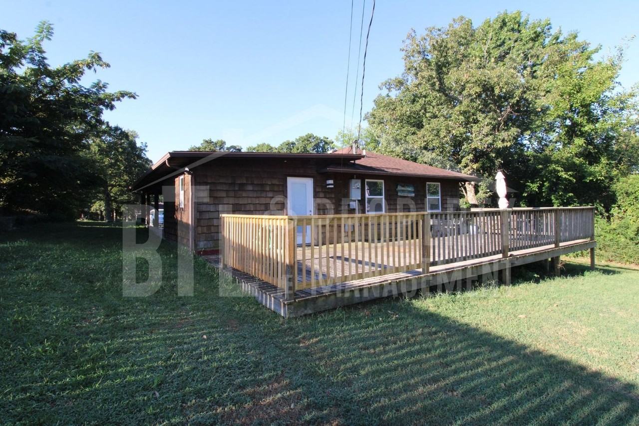 231 Othello Ln - Photo 4 of 7