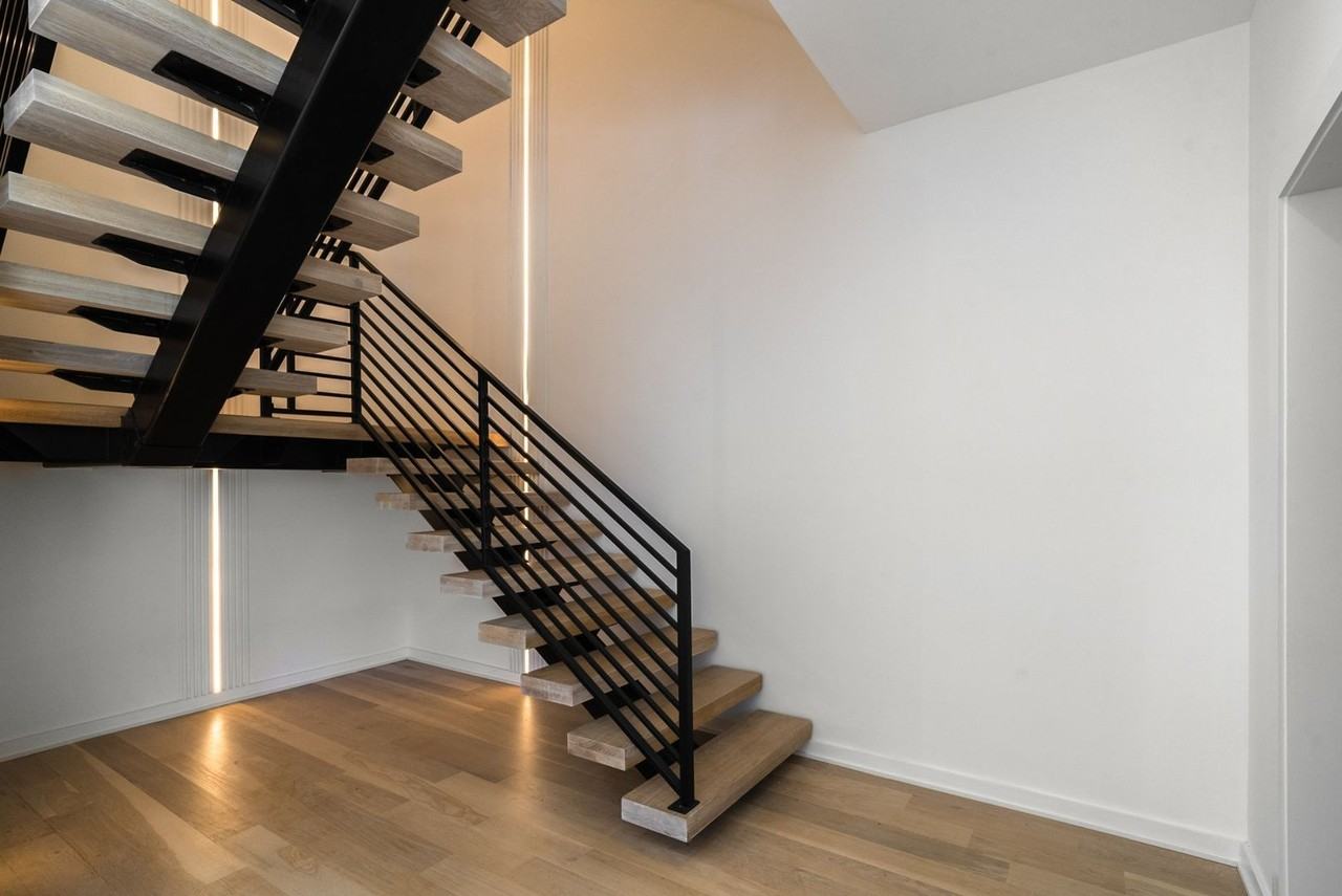 1017 12th Ave S #B - Photo 6 of 50