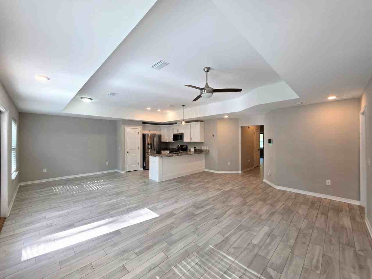 2948 N 24th Ave - Photo 6 of 43