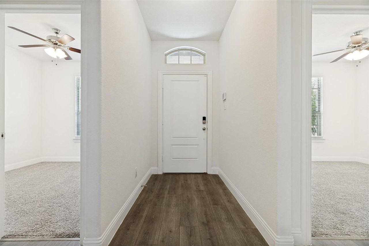 6024 Wildflower Way - Photo 2 of 26