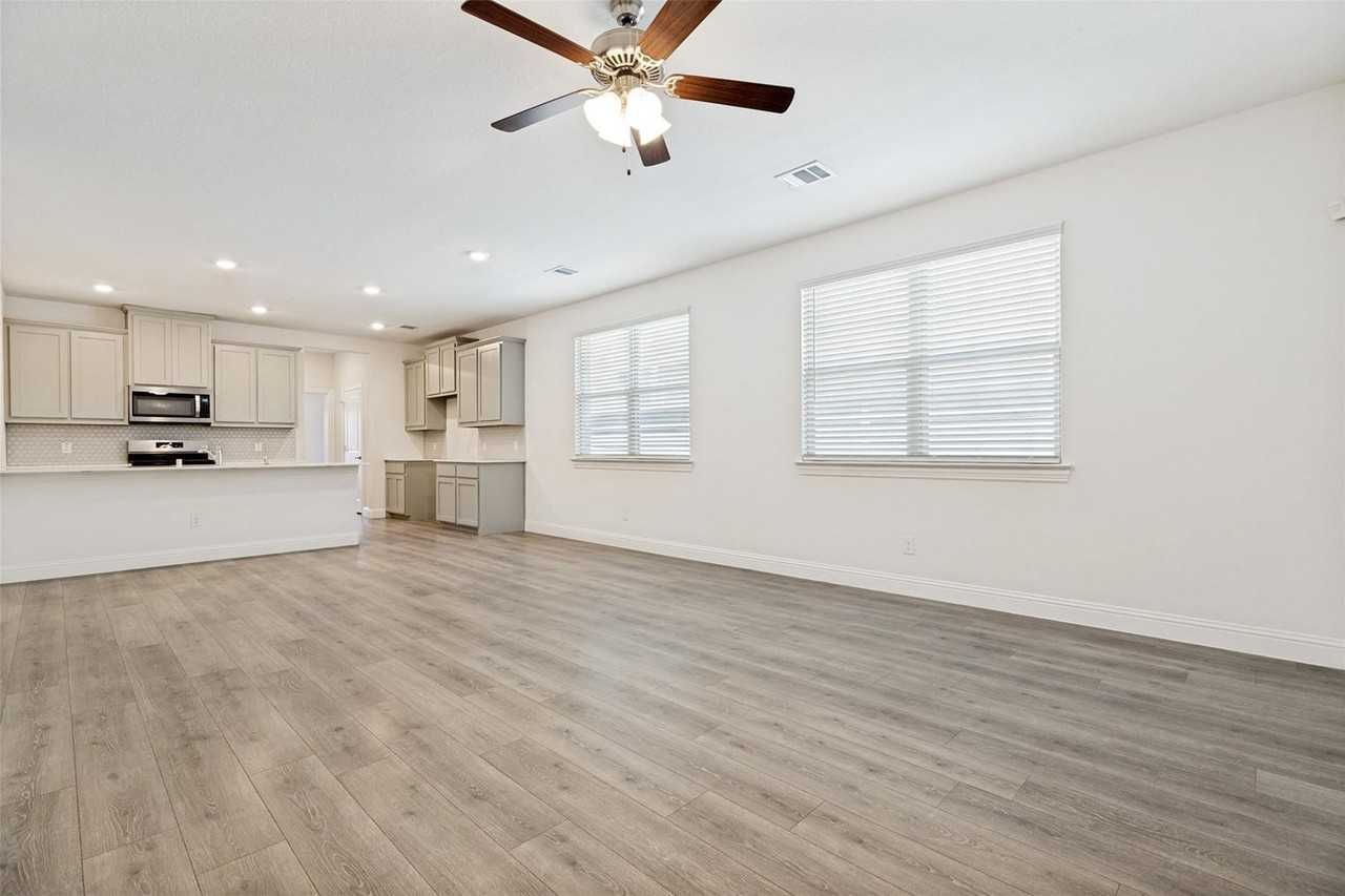 6024 Wildflower Way - Photo 6 of 26
