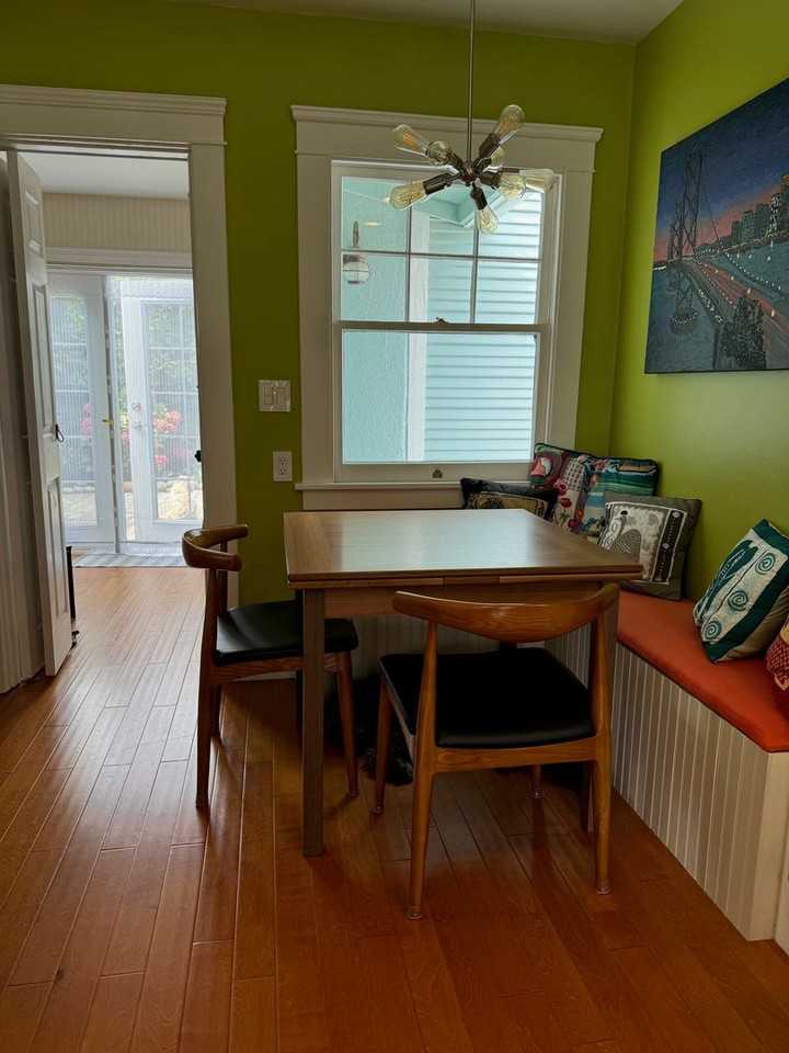 276 Anita St - Photo 7 of 13