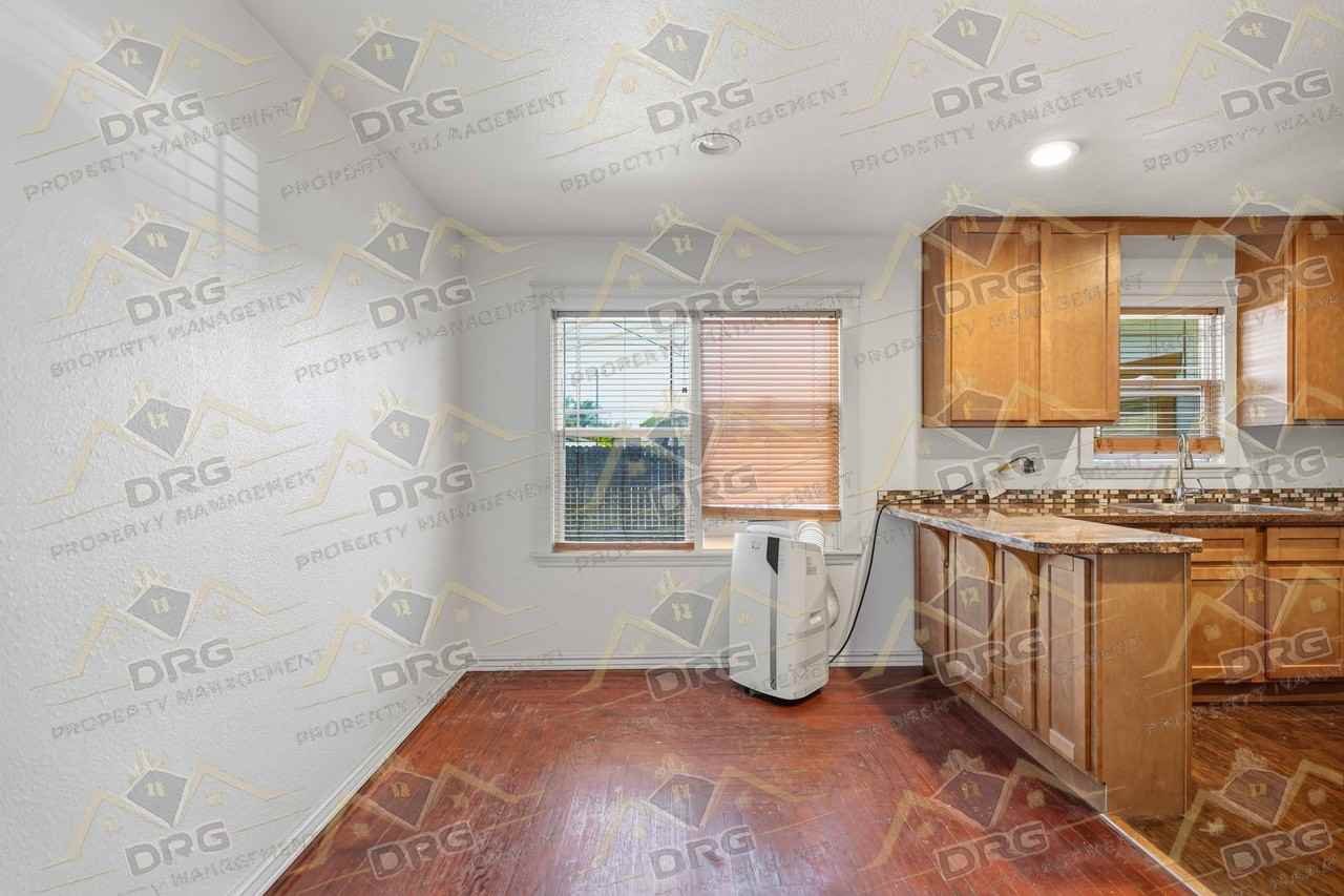 4506 Morgan St - Photo 7 of 26