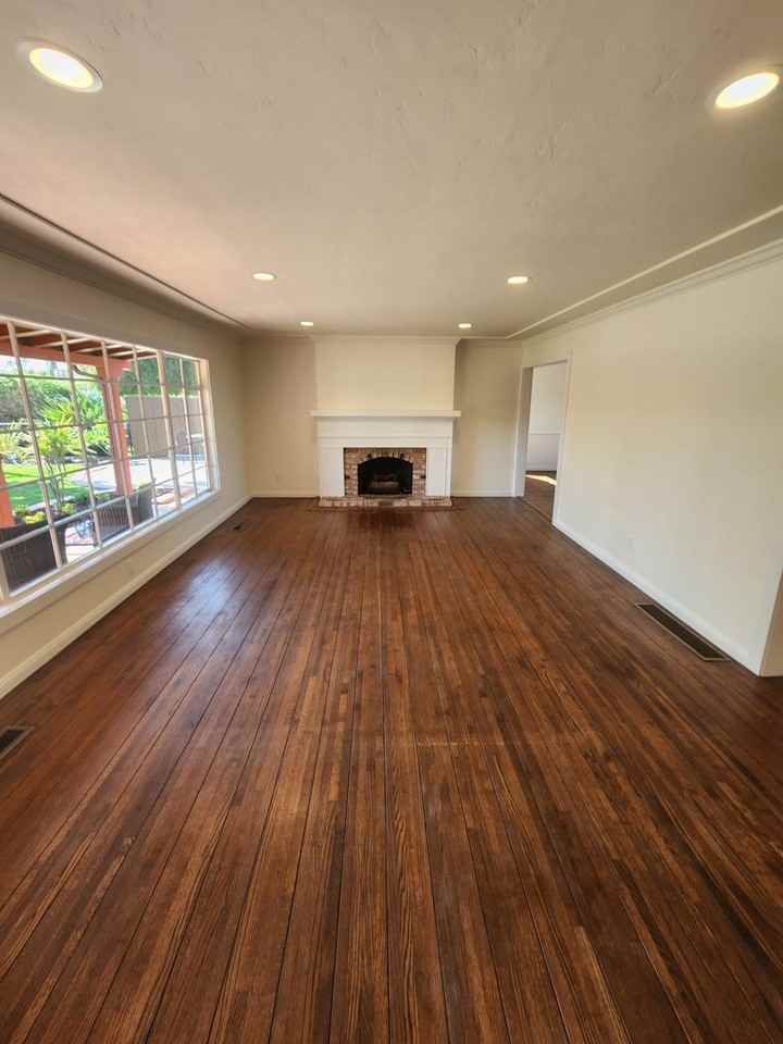 4950 Rosehedge Dr - Photo 7 of 36