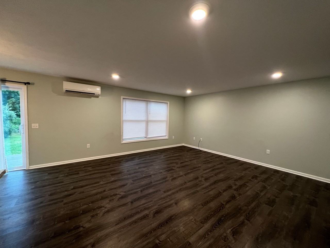 723 Eastgate Pl - Photo 4 of 47