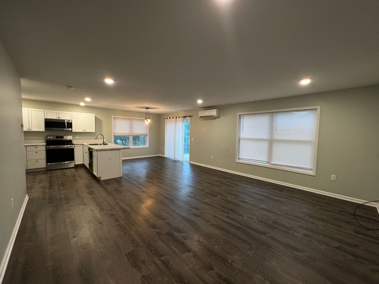 723 Eastgate Pl - Photo 5 of 47