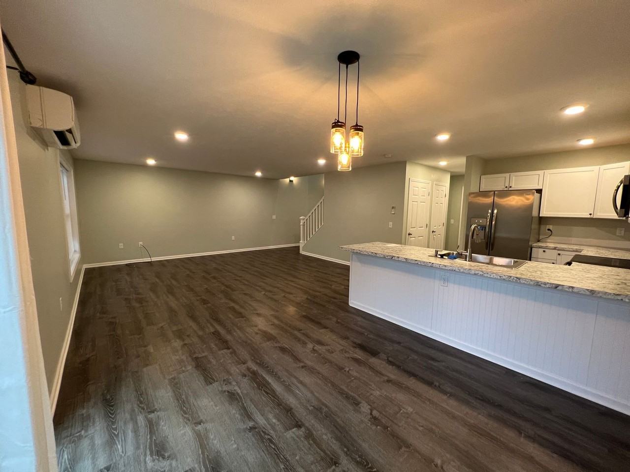 723 Eastgate Pl - Photo 7 of 47