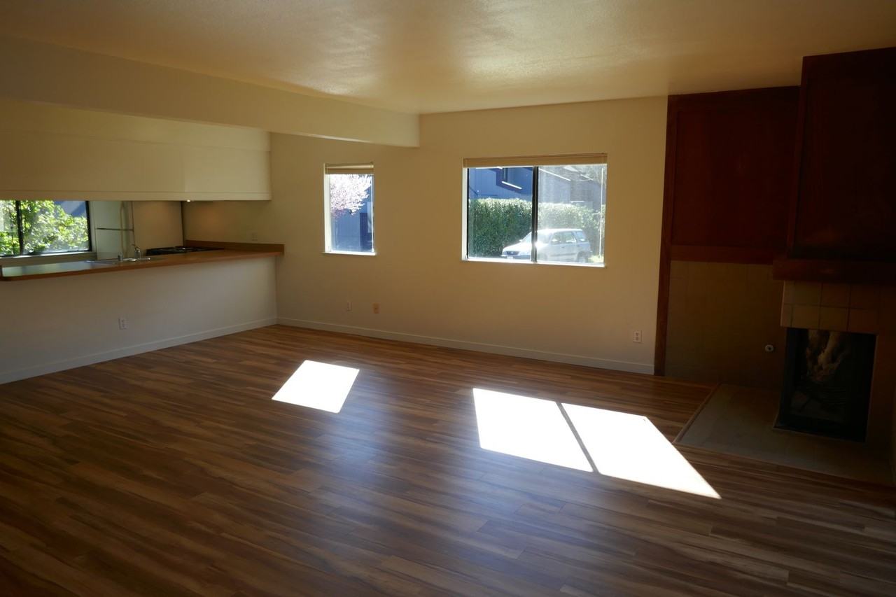 73 Mitchell Dr - Photo 4 of 23