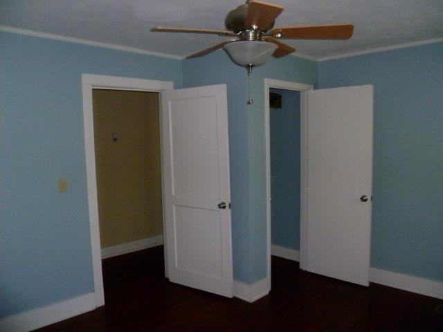 109 Vaughan Ave #B - Photo 5 of 6
