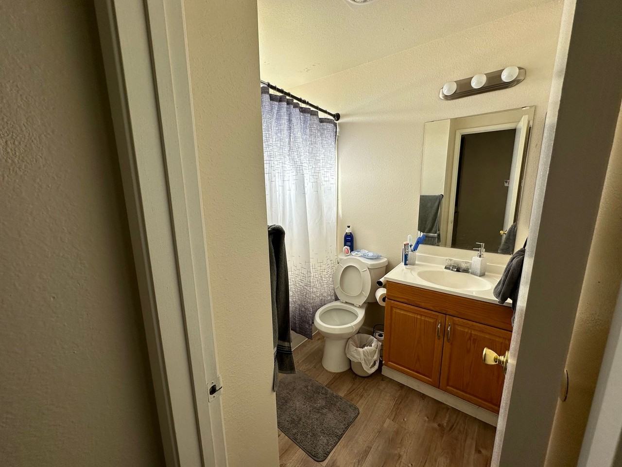 426 Nash St. - Photo 5 of 16