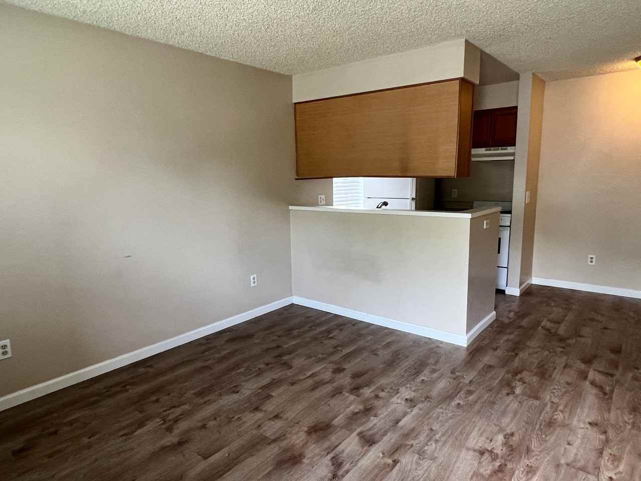 426 Nash St. - Photo 7 of 16