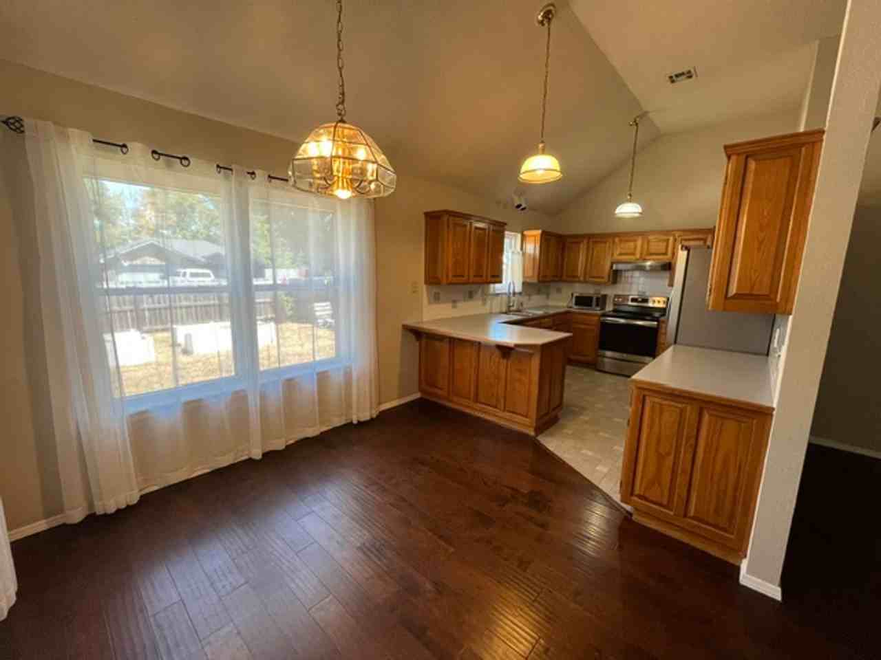 1306 N Flamingo Rd - Photo 4 of 14