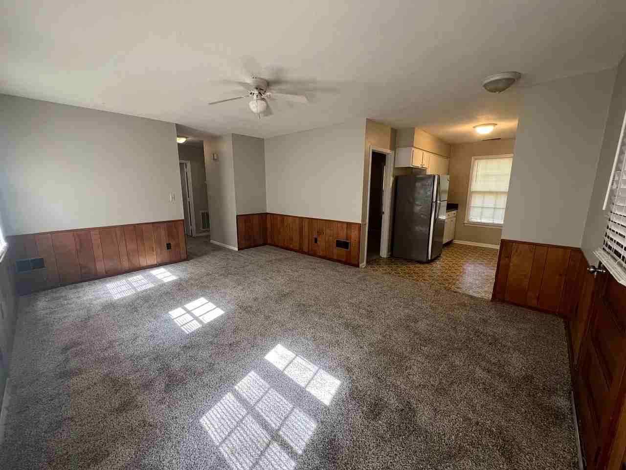 5224 10th Ave E - Photo 5 of 31