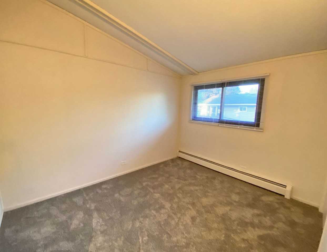220 9th St Sw - Photo 7 of 17