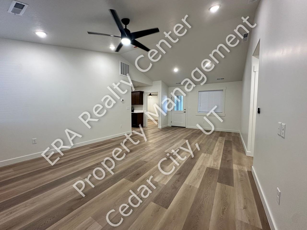3920 N Hawks Landing Loop - Photo 2 of 16
