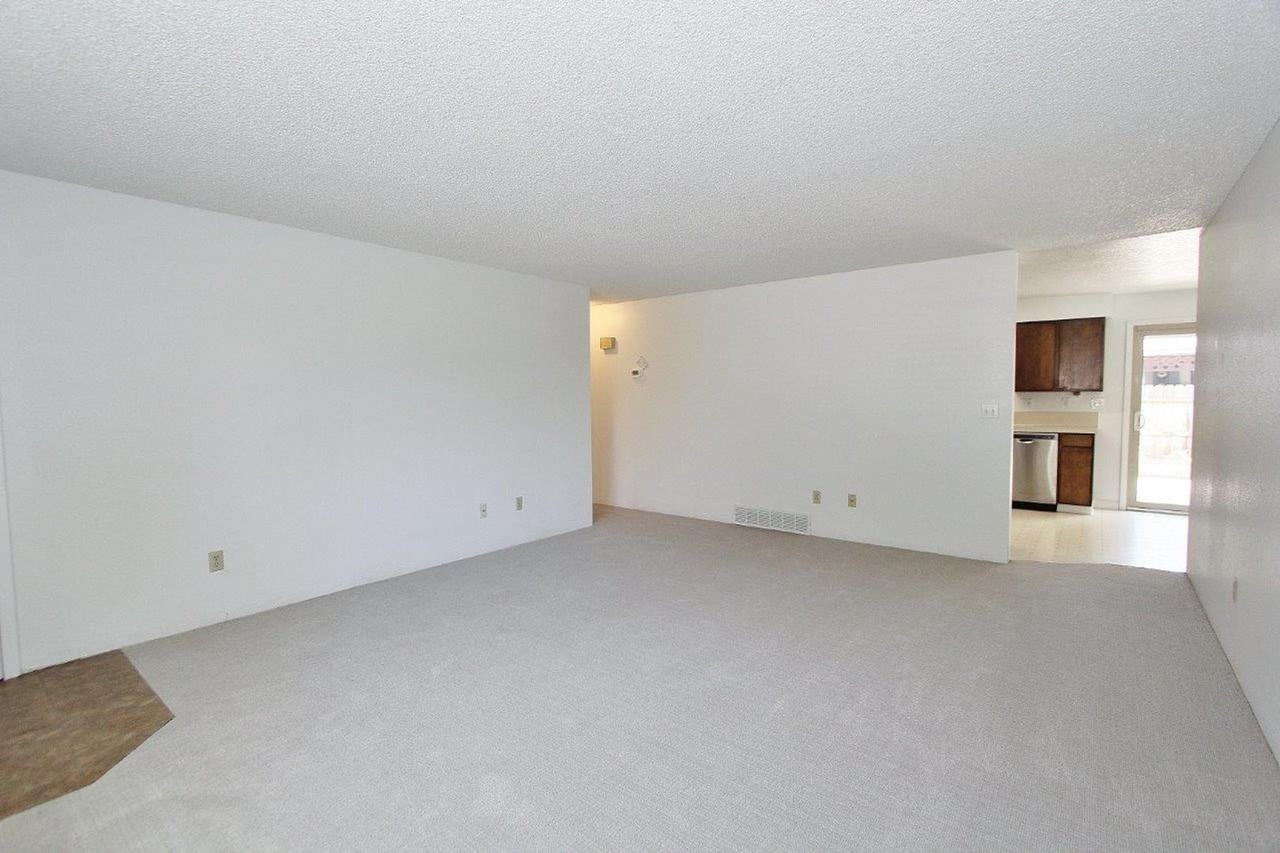 2419 Colorado Ave - Photo 6 of 21