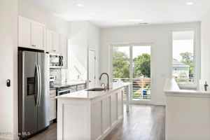 featured image of 507 Greenville Ave