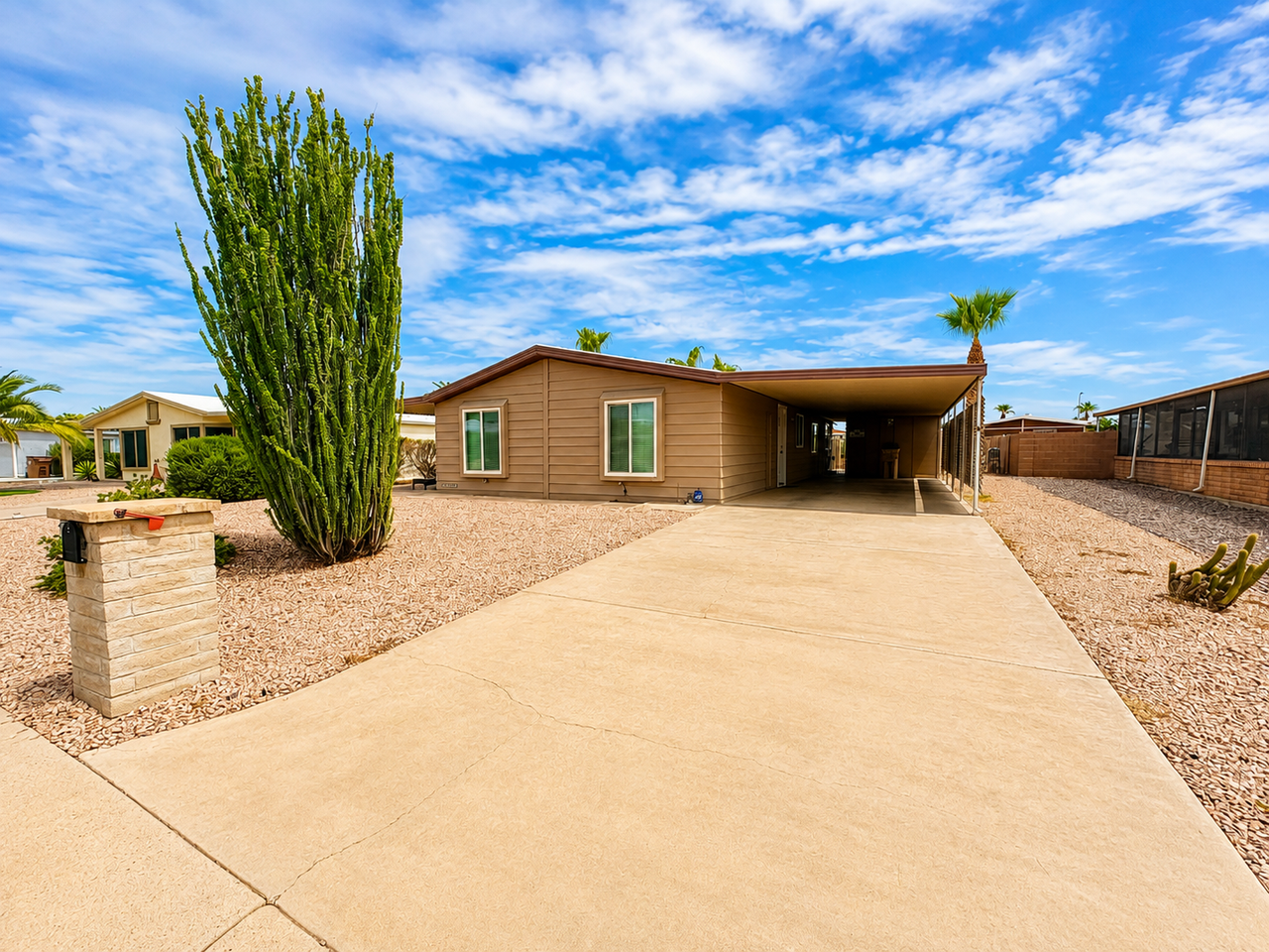 9317 E Cactus Ln S - Photo 3 of 16