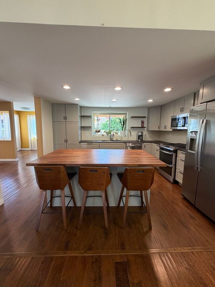 650 Lions Gate Dr - Photo 6 of 26