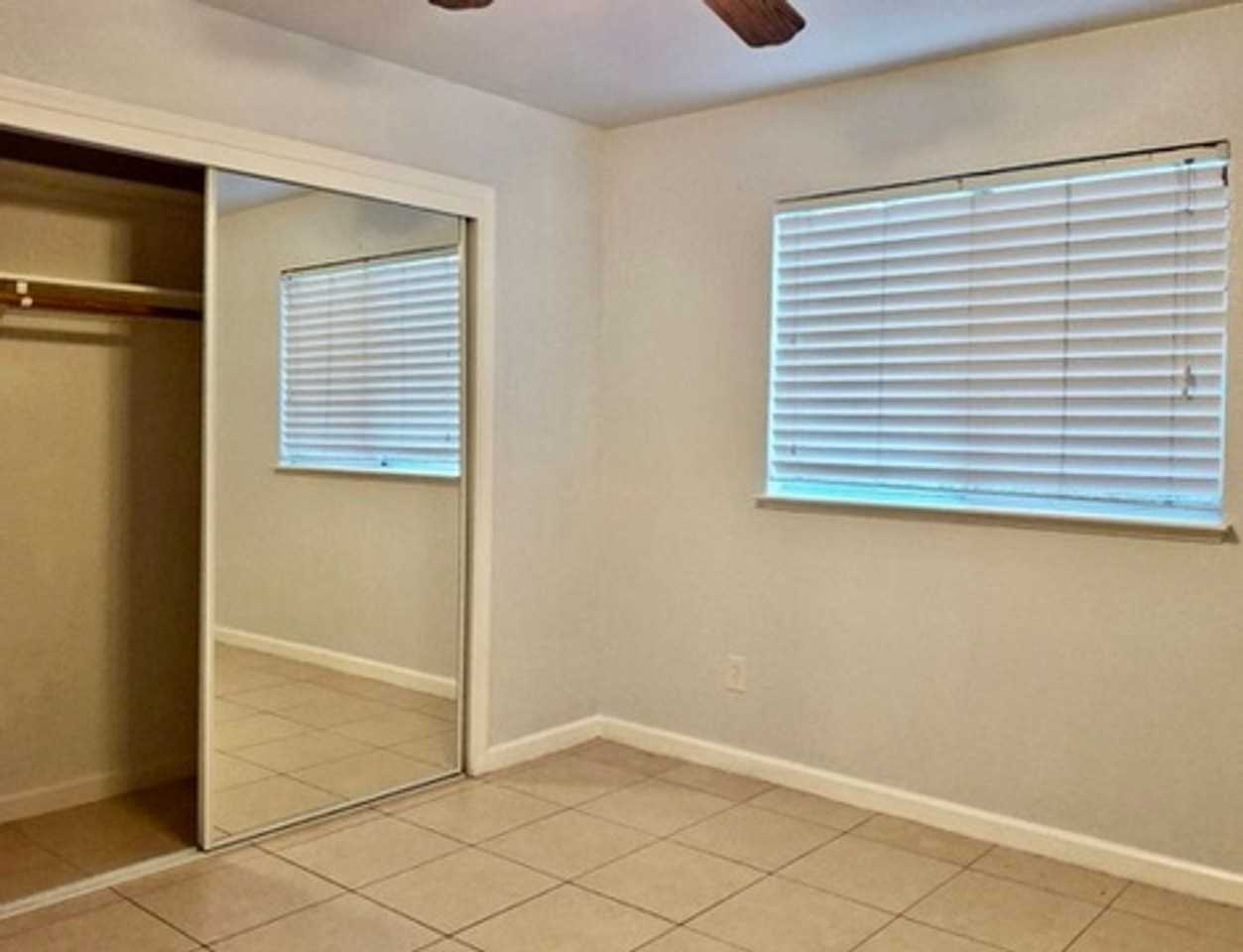 12155 Norman Ln - Photo 4 of 12