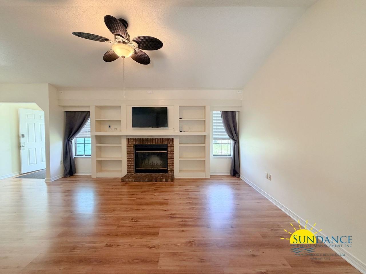 1151 Rhonda Dr - Photo 2 of 23