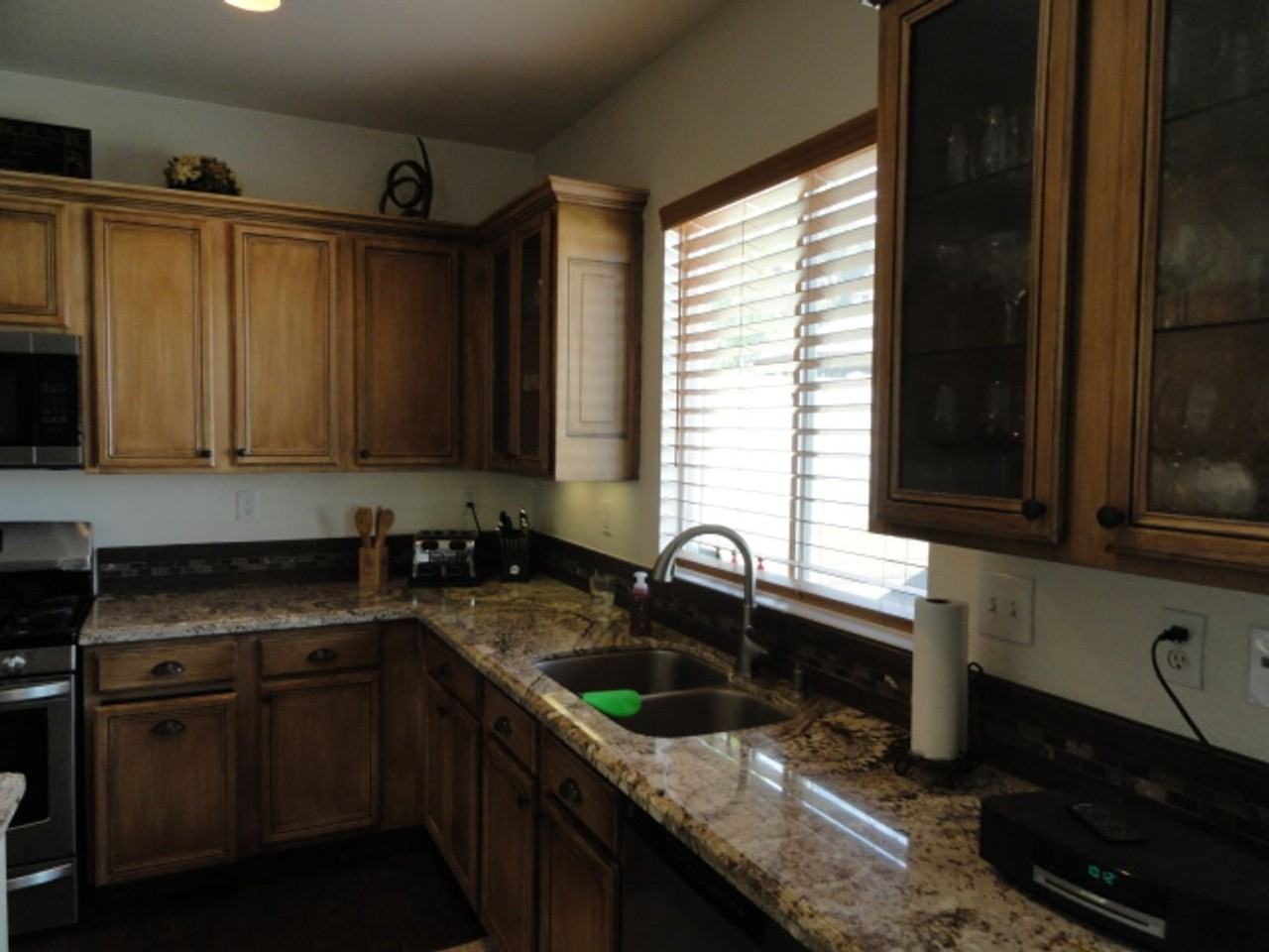1433 Wild Olive Rd - Photo 5 of 19