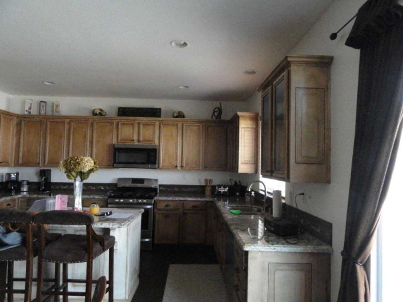 1433 Wild Olive Rd - Photo 6 of 19