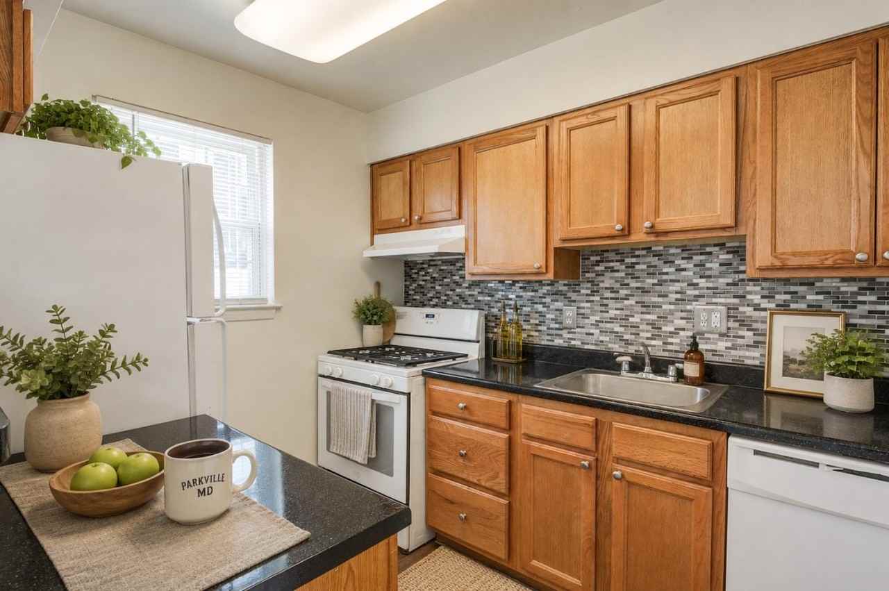 Arbors at Edenbridge Apartments and Townhomes - Photo 2 of 22
