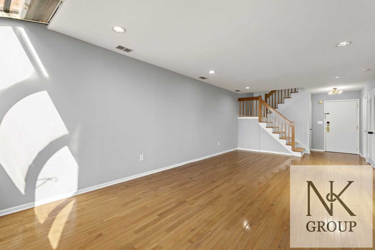 319 Gorge Road #6 - Photo 4 of 25
