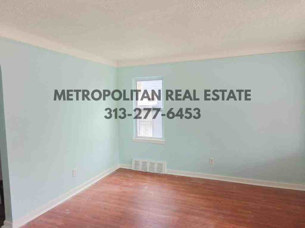 4120 15th St - Photo 3 of 7