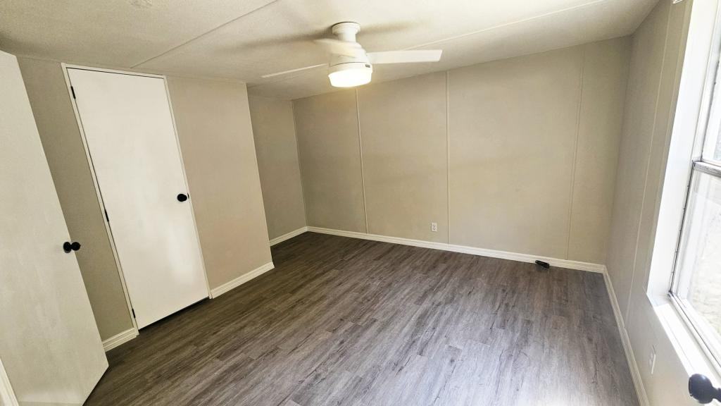 231 Lakeview Ct - Photo 6 of 23