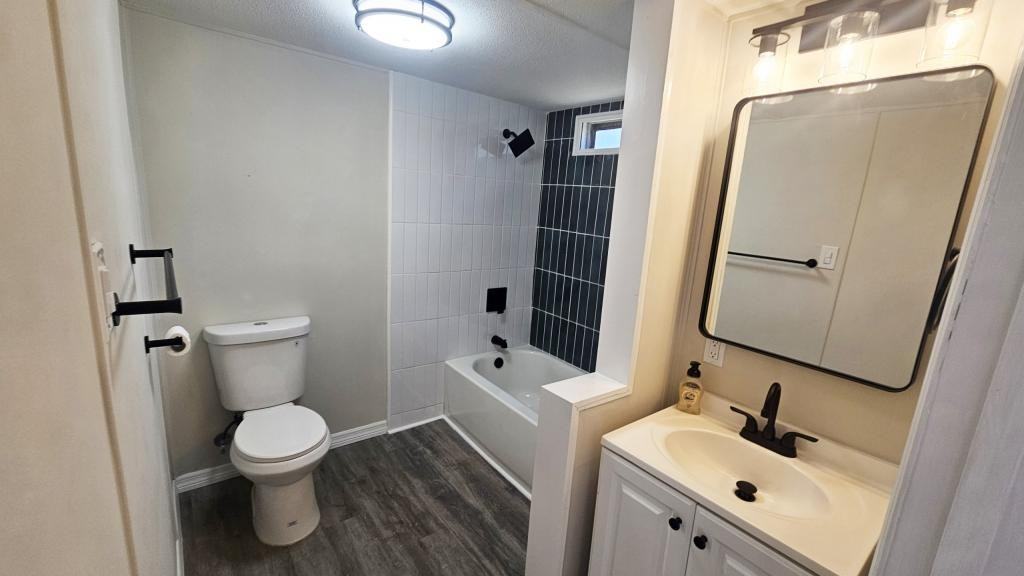 231 Lakeview Ct - Photo 7 of 23