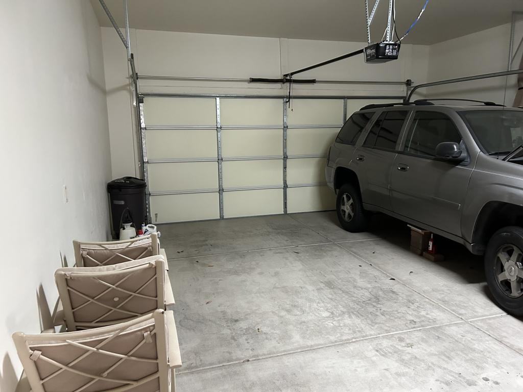 5833 S Henderson Canyon Dr - Photo 2 of 18