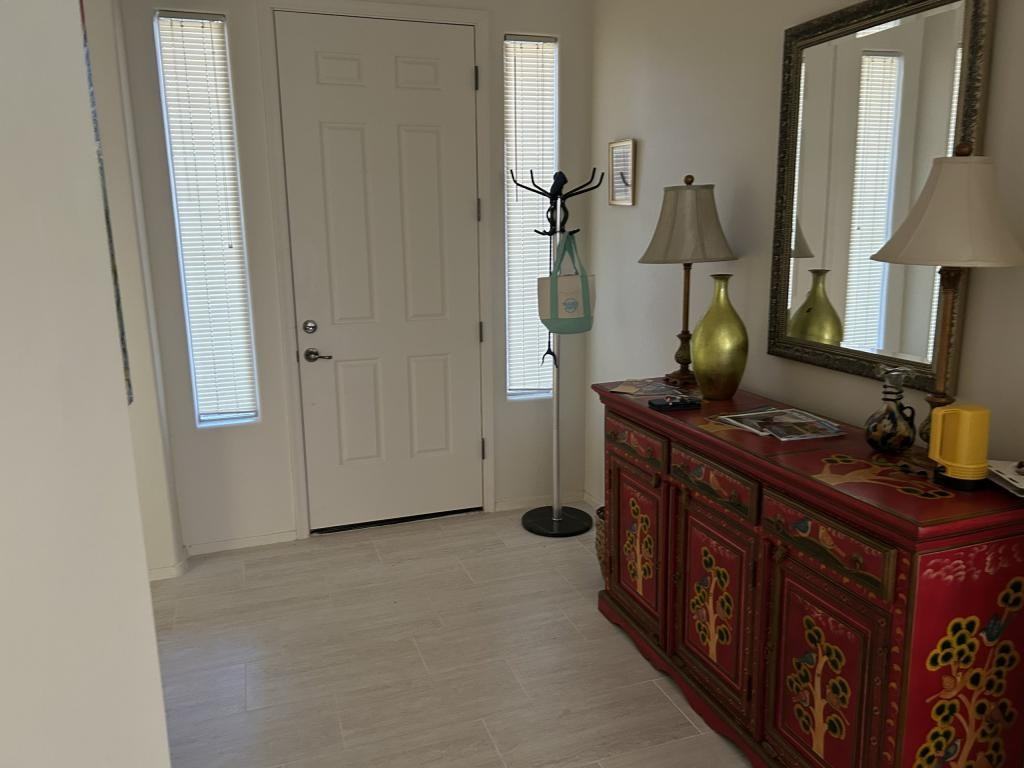 5833 S Henderson Canyon Dr - Photo 4 of 18