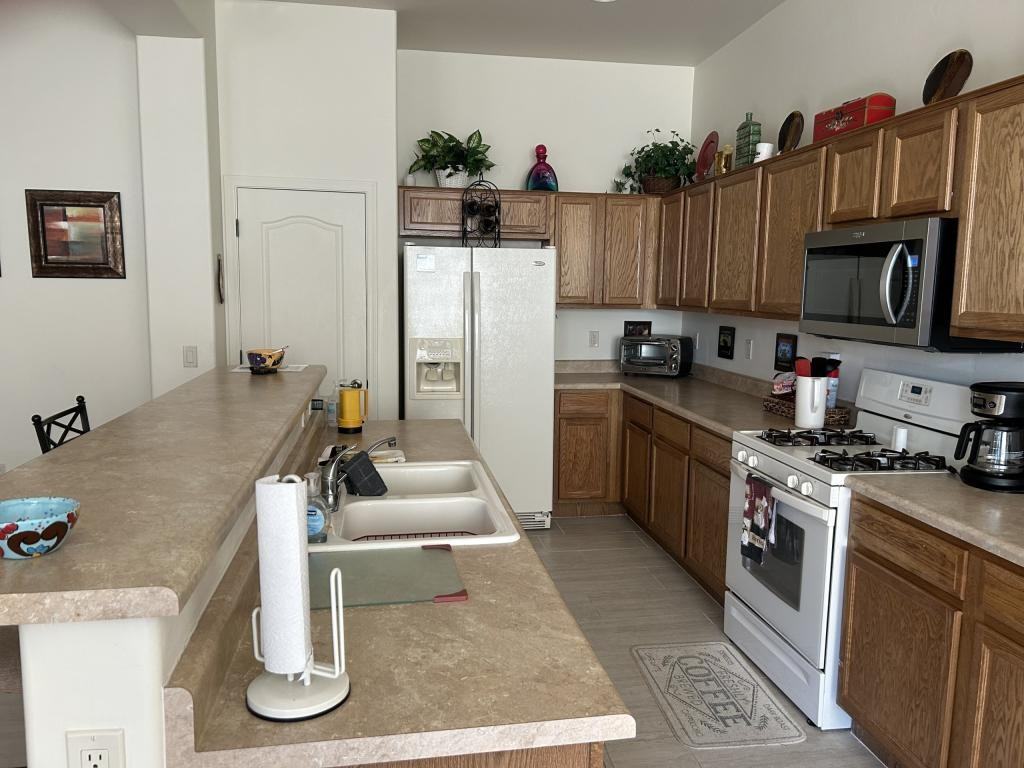 5833 S Henderson Canyon Dr - Photo 6 of 18