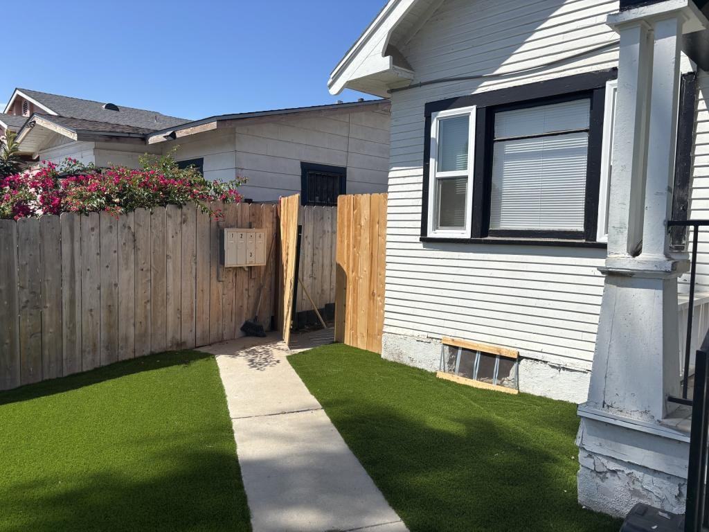 3830 41st St - Photo 2 of 24