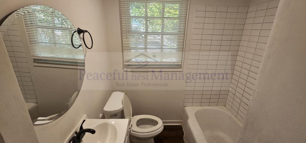 2901 Peabody Ave - Photo 3 of 12
