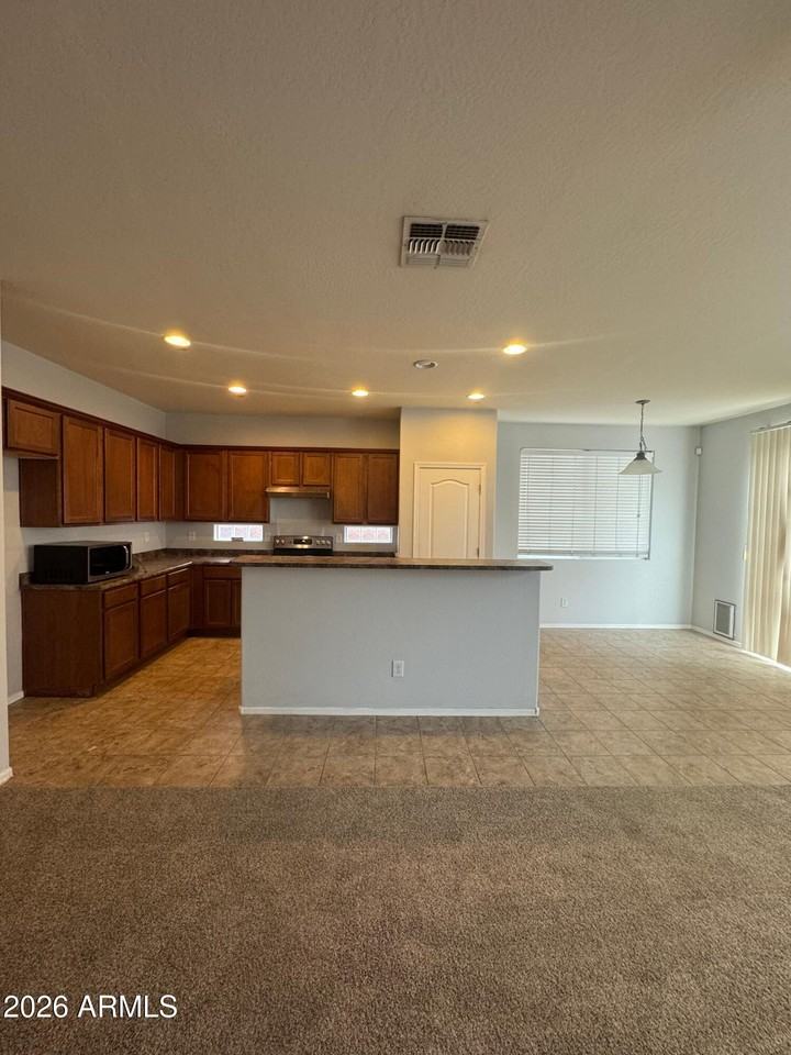 4839 W Dunbar Dr - Photo 2 of 17